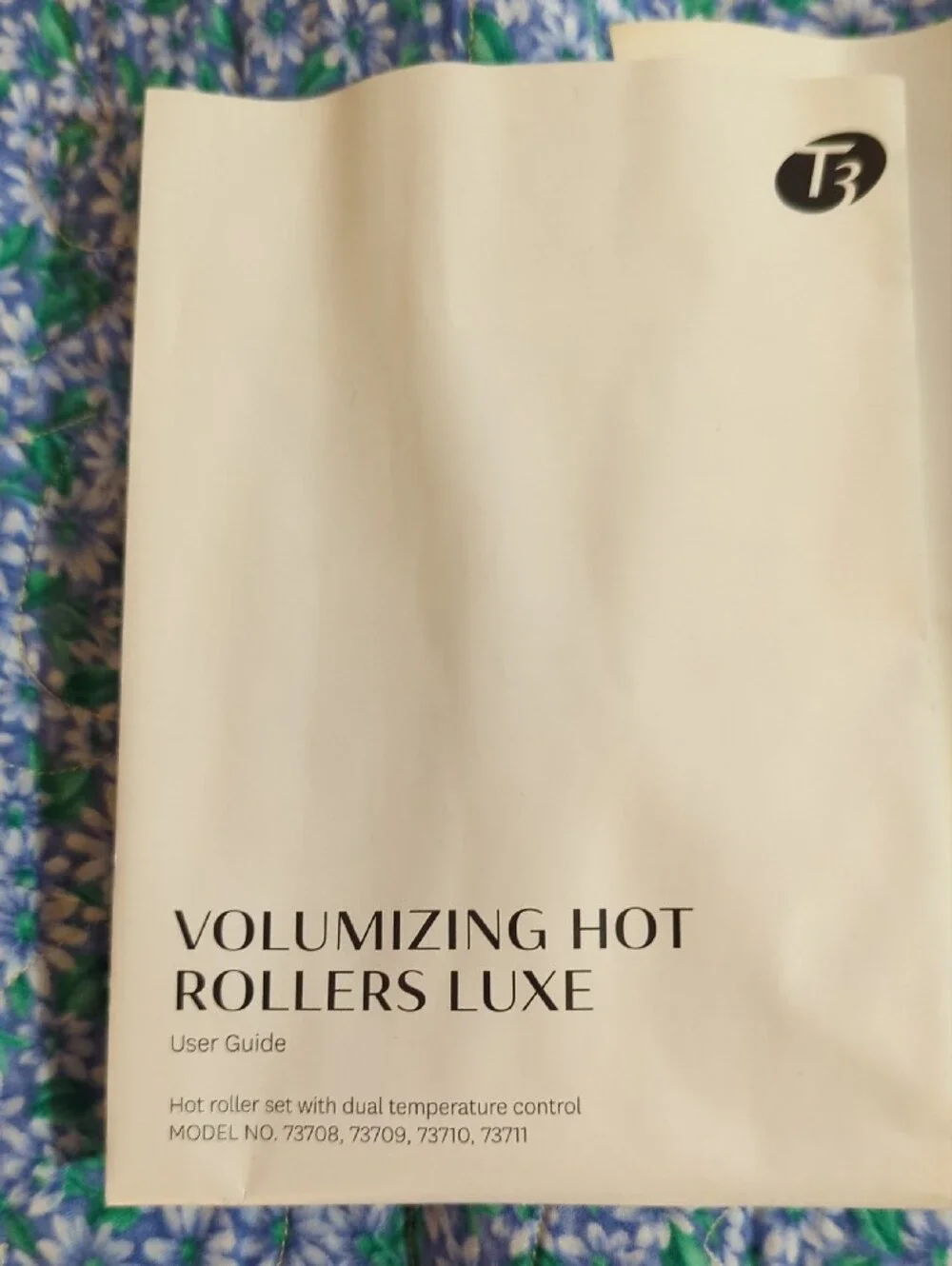 T3 Volumizing Hot Rollers Luxe - White and Black